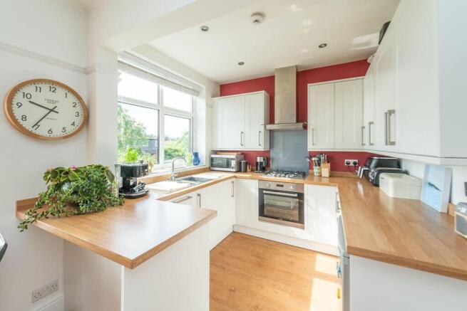 LIVING ROOM, KITCHEN AND DINER