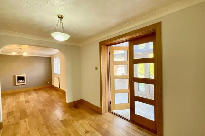 3 bed Detached for sale Image 8
