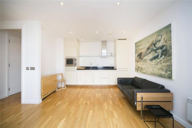 Recption/Kitchen