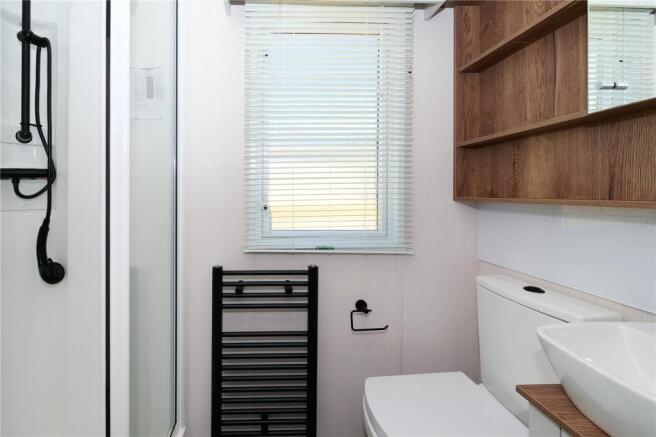 2 bed Detached for sale Image 8