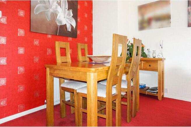 Lounge/Dining Room