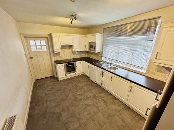 2 Red House - kit...