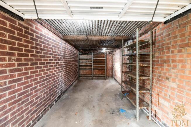 Newstead Street, Garages (7 of 7).jpg