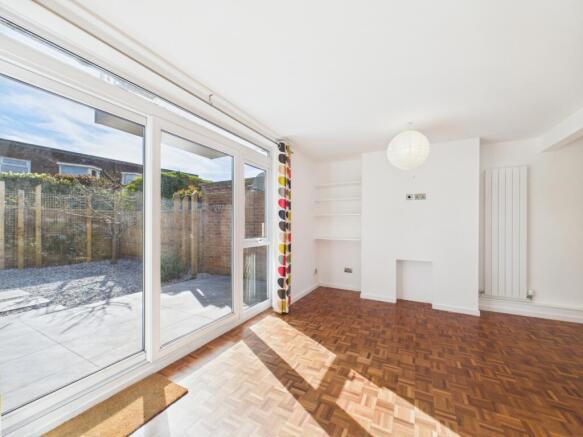 CAM01740G0-PR0540-STILL006