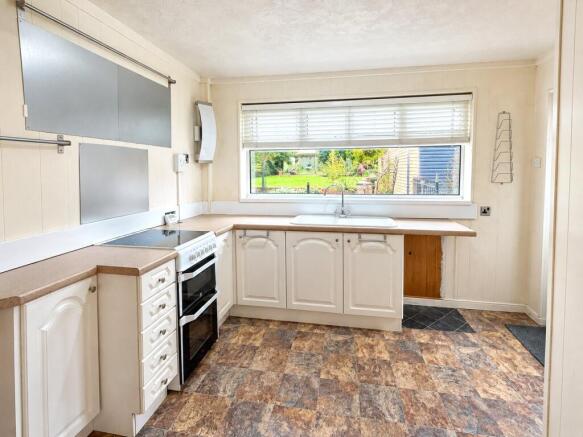 Beechfield Road, Milnrow, Rochdale, Greater Manchester, OL16 photo 4