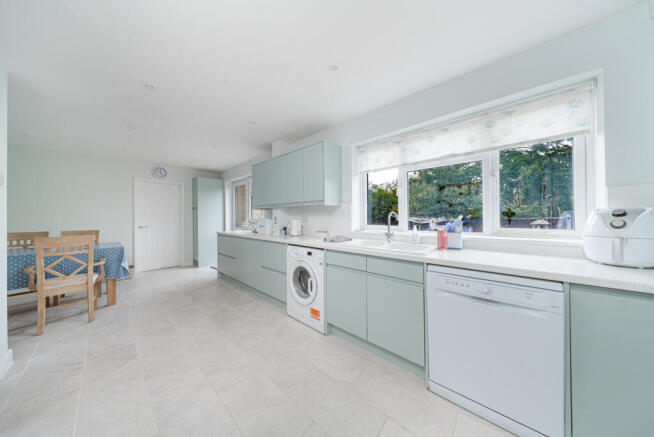 Ragleth Grove, Trowbridge, Wiltshire photo 4