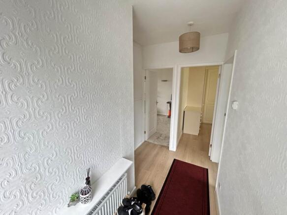 2 bed Bungalow to rent Image 4