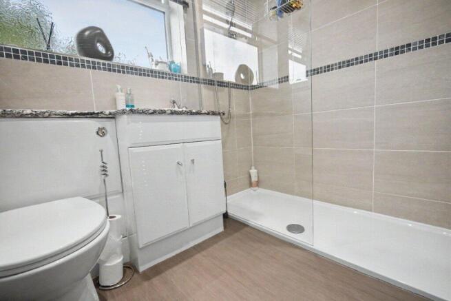 3 bed Detached for sale Image 8
