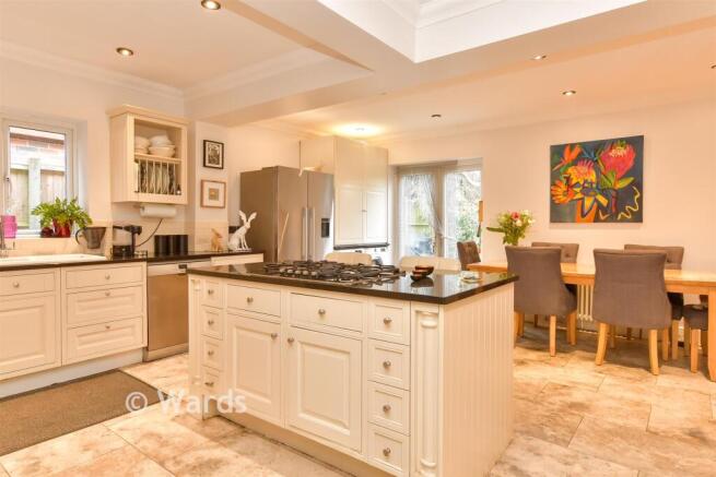 Kitchen/Breakfast Area