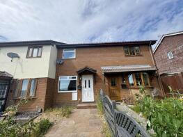 29, Fairoak Chase, Brackla, Bridgend CF31 2PH