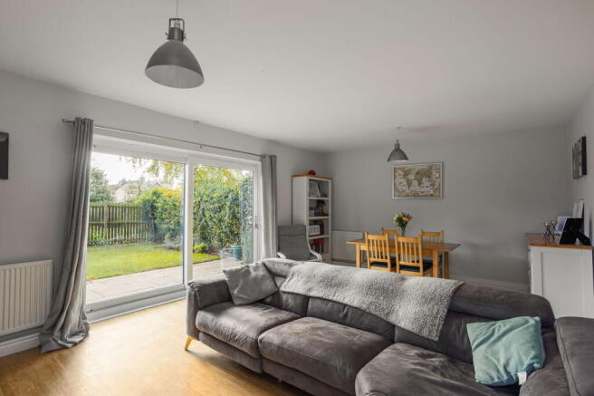 4 bed Link Detached House for sale Image 5