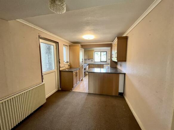 Kitchen/Dining Room