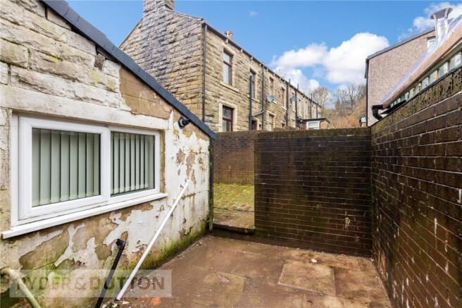 Rear Yard: