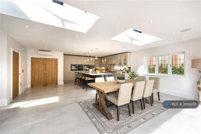 Sandemans' Kitchen Dining Area