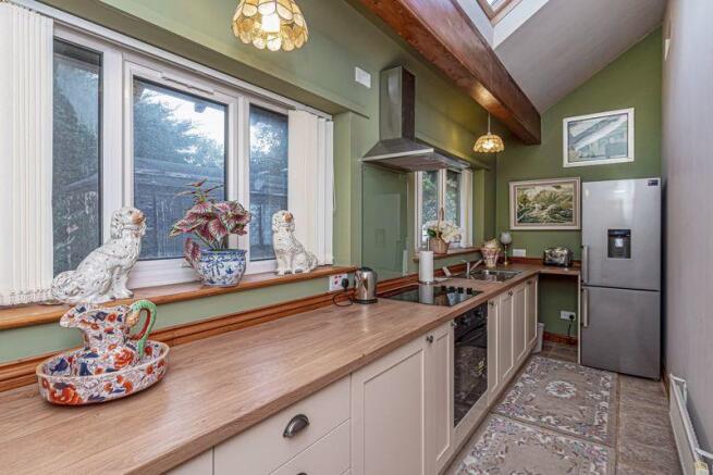ANNEXE KITCHEN