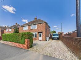 31, Broadley Crescent, Louth LN11 8AN