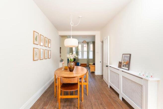 DAORYELSKOOC1 - Dining Room A.jpg