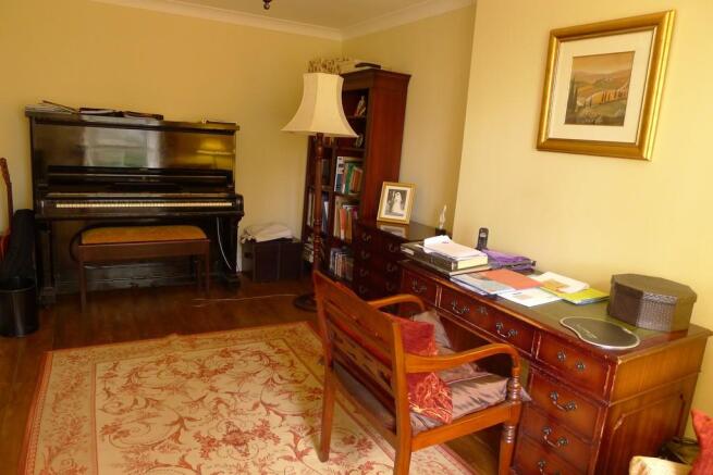 Photo 6