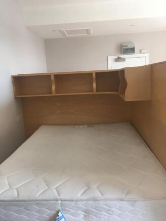 1 bed Apartment to rent Image 10