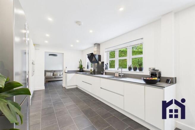 Dining kitchen