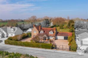 Kilbogget, Trusses Road, Southminster CM0 7QS