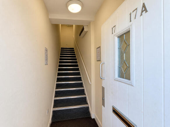Brickfield Close, Newport, PO30 photo 4