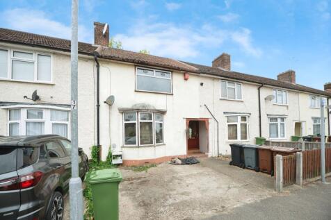 Grafton Road, Dagenham, RM8