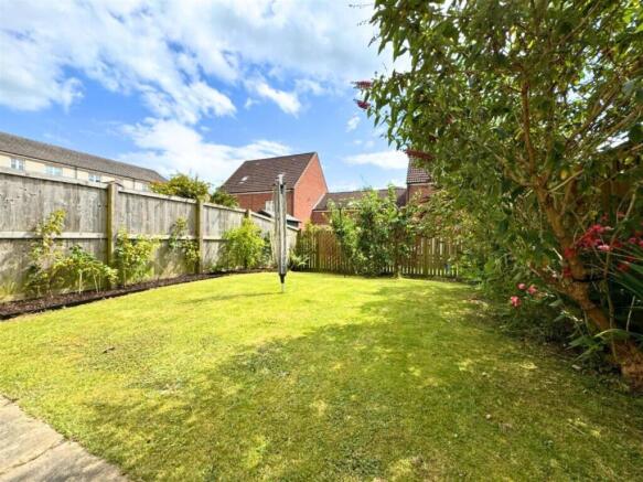4 bed Town House for sale Image 4