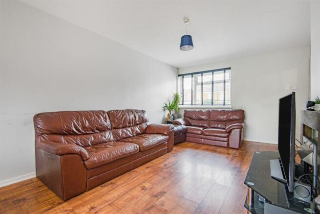 Sitting/Dining Room