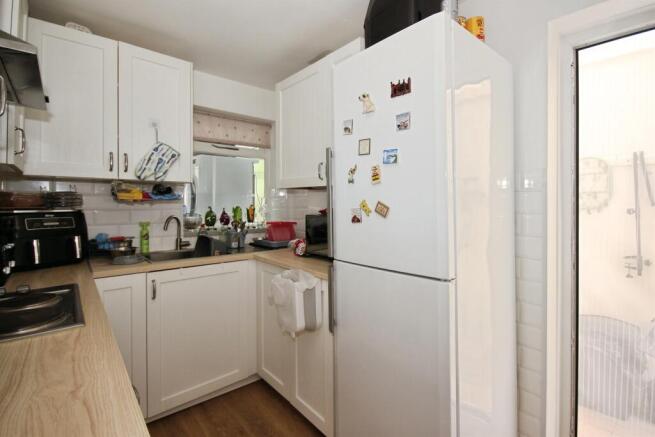Edmondes Close, Warwick photo 4