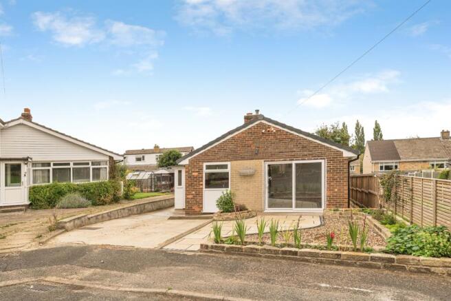 2 bed Detached Bungalow for sale Image 9
