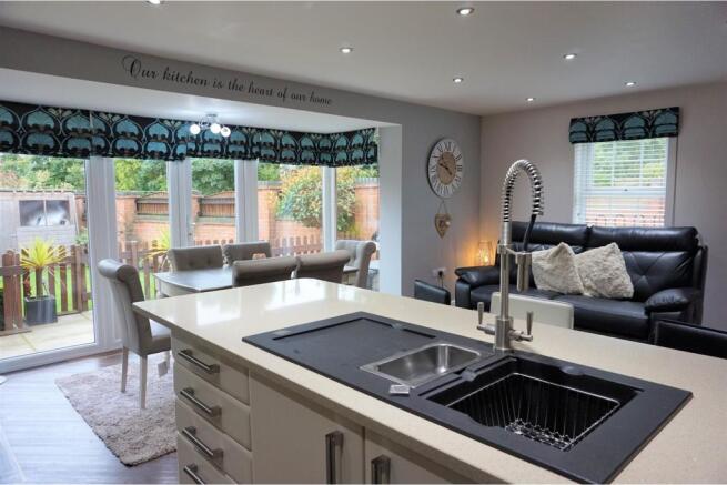 Kitchen / Diner
