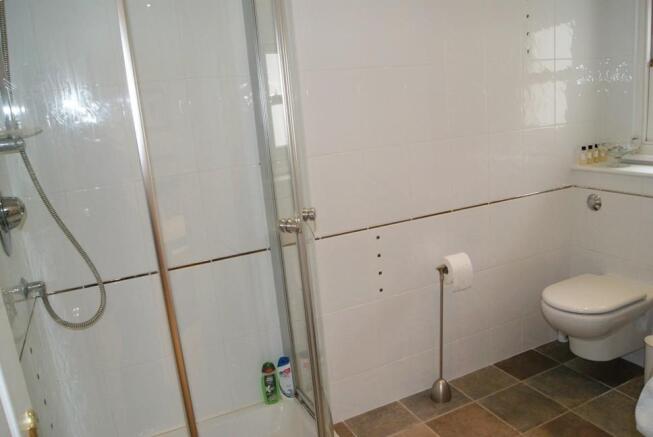 LUXURY EN SUITE