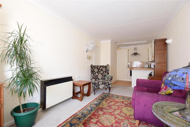 Kitchen/ Living Room