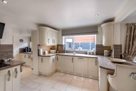 Yew Tree Road, Elkesley, Retford, DN22 8AY