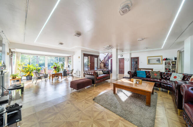 1440675-2-69dd2ad...