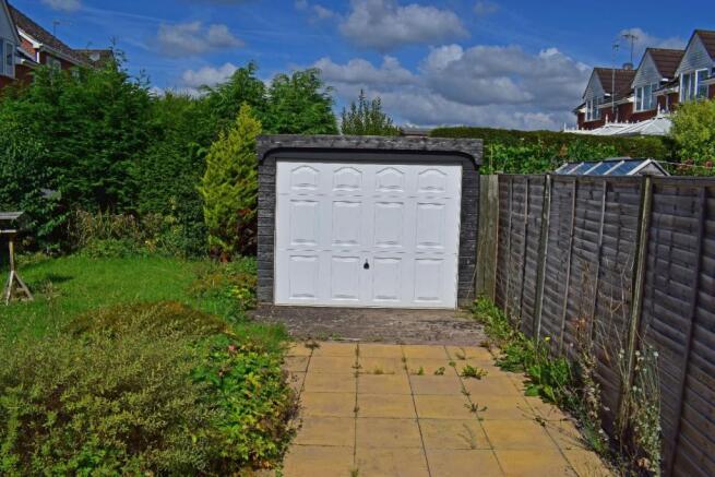 202 Shaw Lane - Garage new.jpg