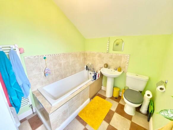 Photo 10