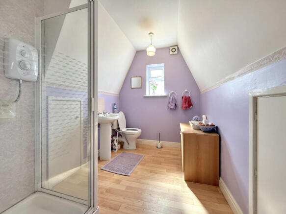 3 bed Semi-Detached Bungalow for sale Image 9