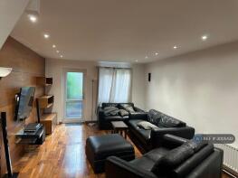 104, Lancaster Road, Northolt UB5 4TL