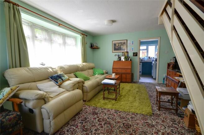 Lounge/Dining Area