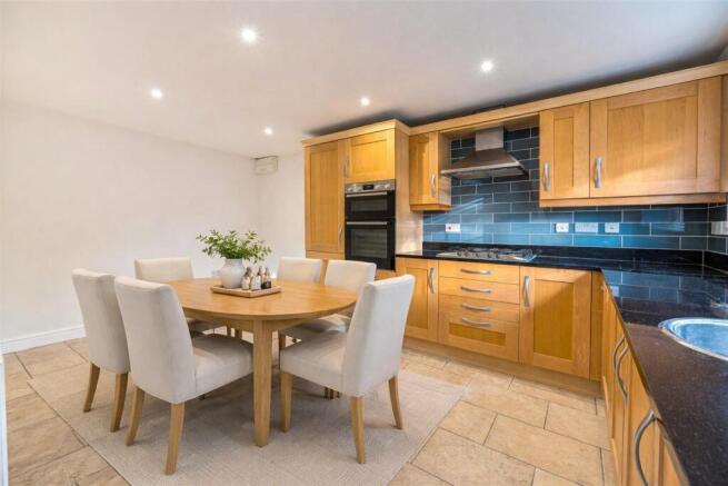 Kitchen furnished 6 Old Woodyard 2.jpeg