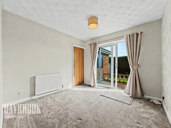 2 bed Detached Bungalow for sale Image 12