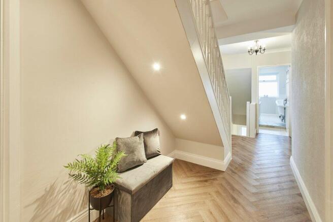 3 bed Terraced for sale Image 11