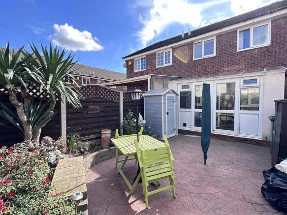 3 bed Terraced for sale Image 10