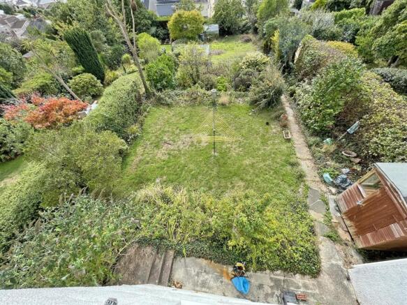 Venn grove 39 garden for front.jpg