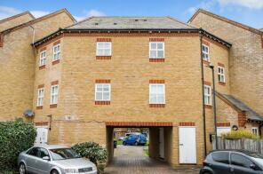 72, Chamberlayne Avenue, Wembley HA9 8SS
