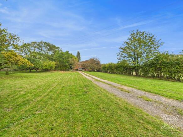 CAM02127G0-PR0342-STILL030