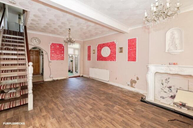 Lounge/Dining Room