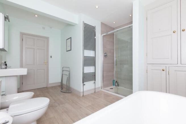 Main bathroom